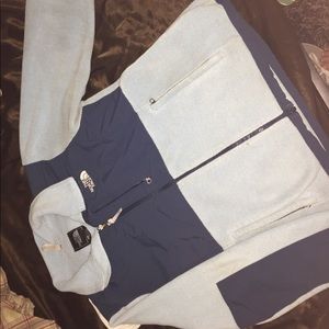 Light/navy blue north face